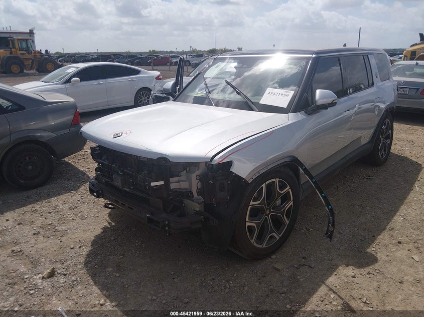 7PDSGBBA5SN046704 2025 Rivian R1s photo 1