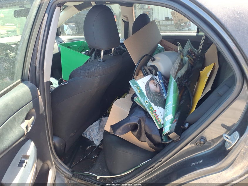 2011 TOYOTA COROLLA auction photo 8