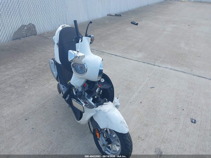 2021 GENUINE SCOOTER CO. BUDDY auction photo 5