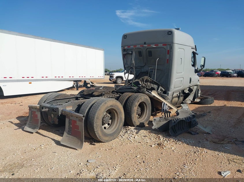 2016 OTHER FREIGHTLINER CASCADIA 125 TRUCK N/A
