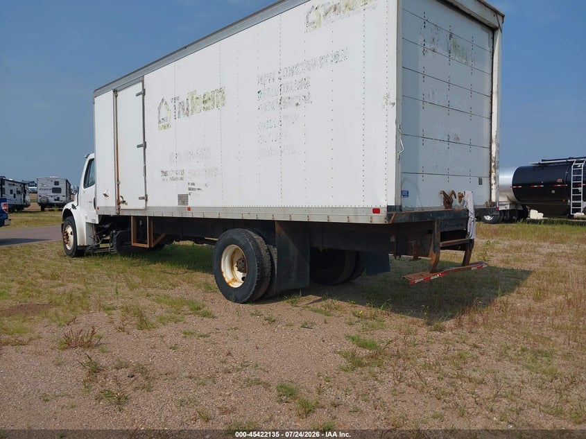 2018 FREIGHTLINER M2 106 auction photo 3