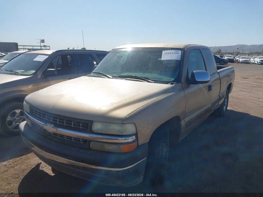2000 CHEVROLET SILVERADO 1500 auction photo 2
