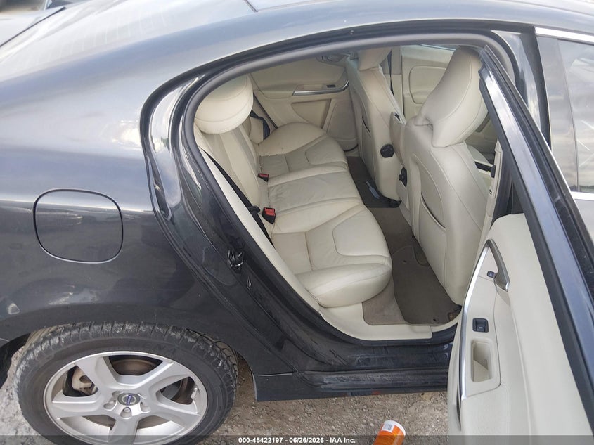 2013 Volvo S60 T5 Platinum VIN: YV1612FS7D2210174 Lot: 45422197