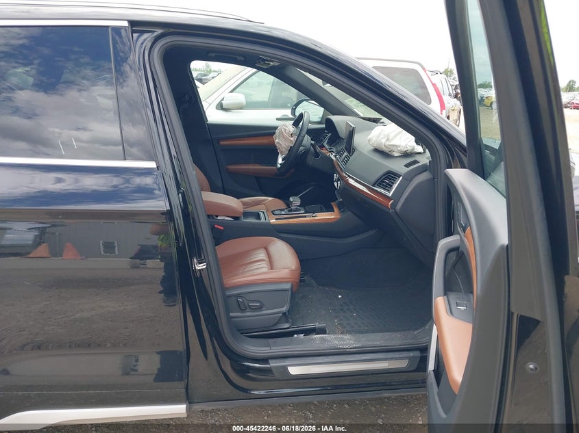 2021 AUDI Q5 auction photo 5