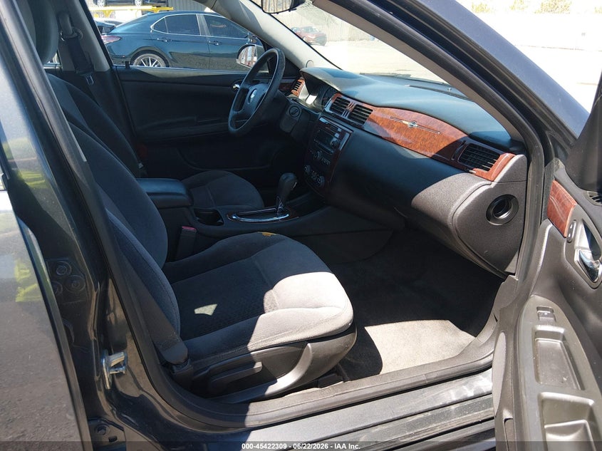 2010 CHEVROLET IMPALA auction photo 5