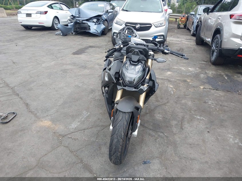 2023 BMW S 1000 auction photo 5
