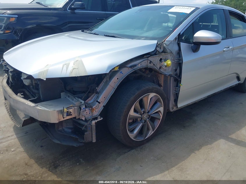 2018 Honda Clarity Plug-In Hybrid VIN: JHMZC5F11JC015620 Lot: 45422515