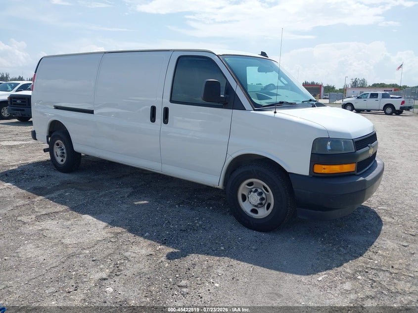 Vin: 1gczghfg9j1300685, lot: 45920570, chevrolet express 3500 work van 2018 img_1