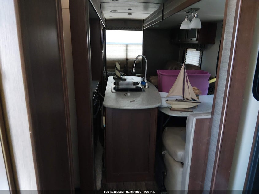 2016 KEYSTONE PREMIER auction photo 5