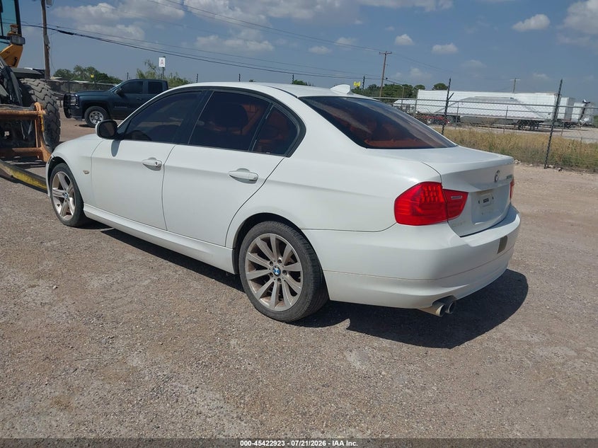 Vin: wbapk5c50bf126742, lot: 45920974, bmw 328i xdrive 20113