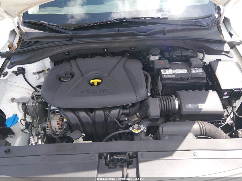 VIN KMHH35LE2JU022201 2018 HYUNDAI ELANTRA GT