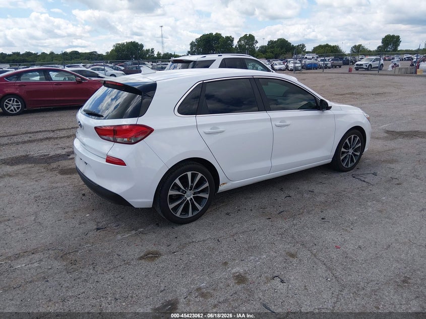 VIN KMHH35LE2JU022201 2018 HYUNDAI ELANTRA GT