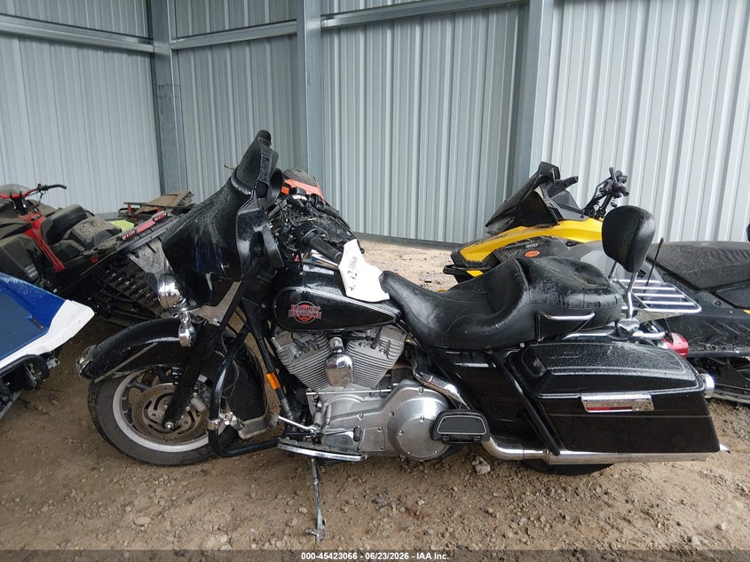 2004 Harley-Davidson Flhti VIN: 1HD1FVW194Y710830 Lot: 45423066