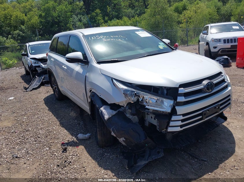 Vin: 5tdbzrfh3js893134, lot: 45921216, toyota highlander le 2018 img_1