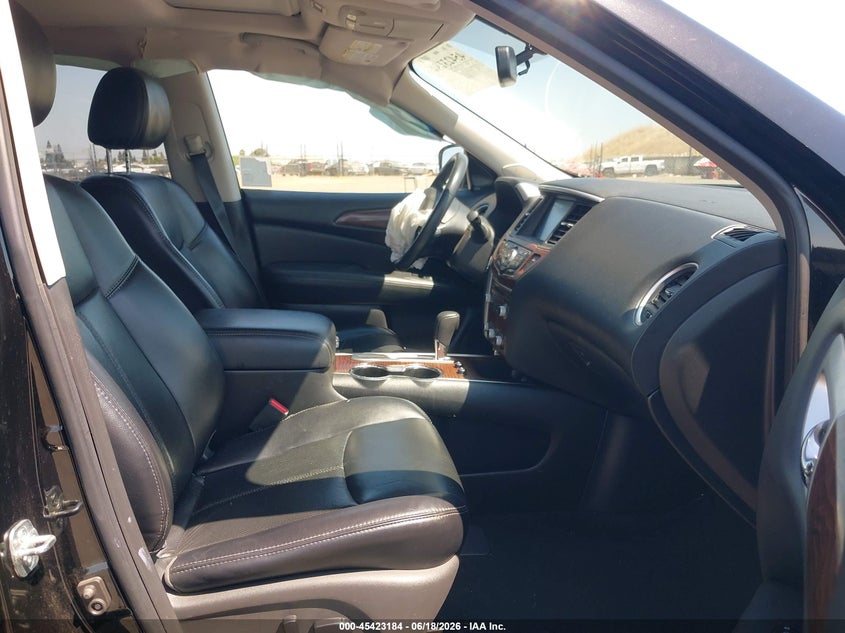 2018 NISSAN PATHFINDER PLATINUM — Фото 5