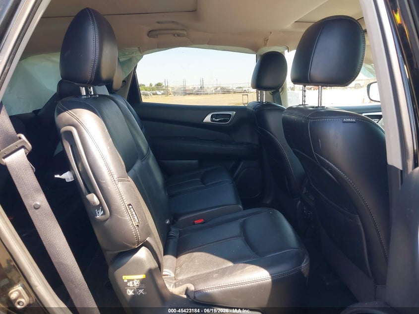 2018 NISSAN PATHFINDER PLATINUM — Фото 8