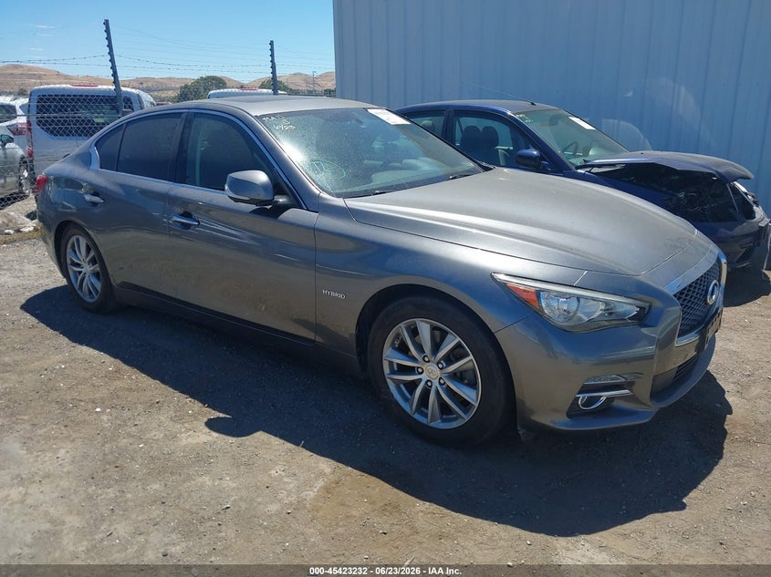 2015 Infiniti Q50