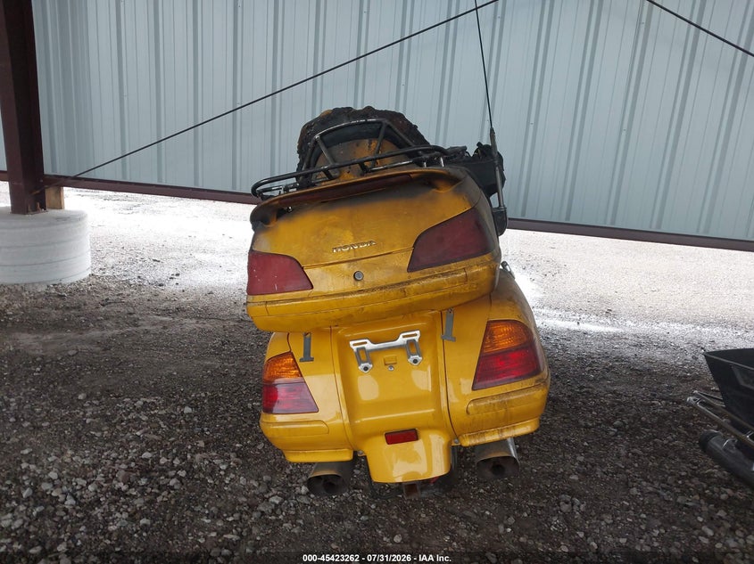 HONDA GL1800 2001