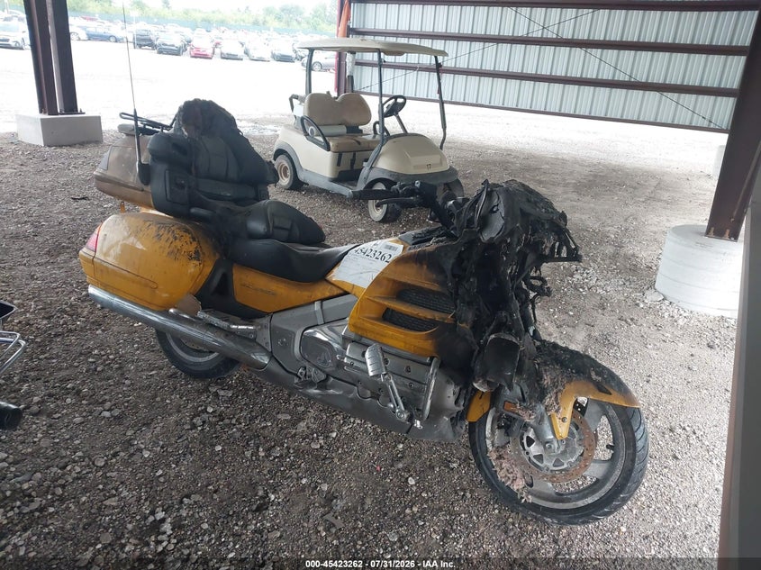 2001 HONDA GL1800 — zdjęcie z aukcji