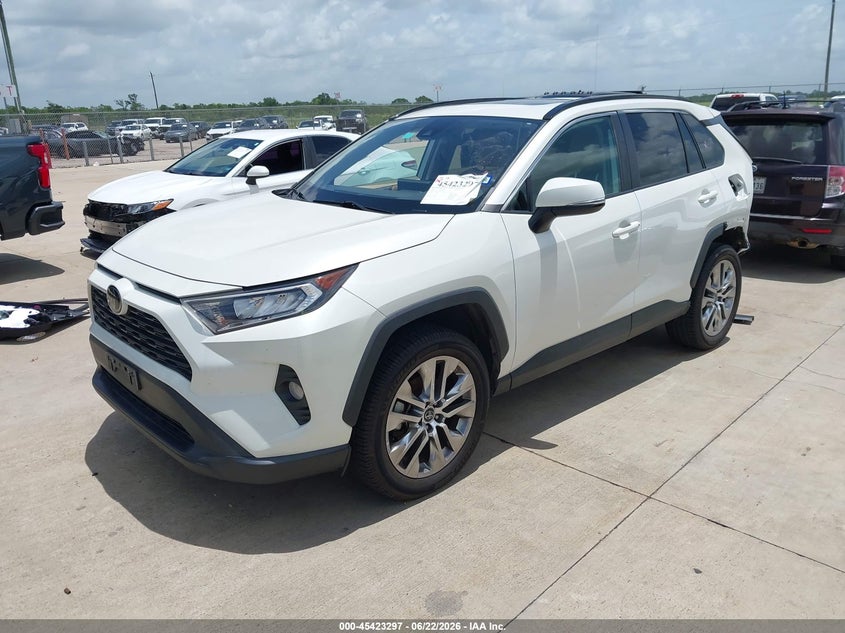 2021 TOYOTA RAV4 auction photo 2