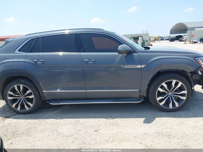 2022 Volkswagen Atlas Cross Sport 3.6L V6 Sel Premium R-Line VIN: 1V2FE2CA7NC210255 Lot: 45423310