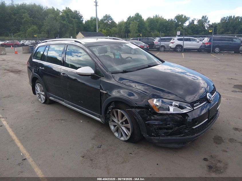 2017 VOLKSWAGEN GOLF ALLTRACK auction photo 1