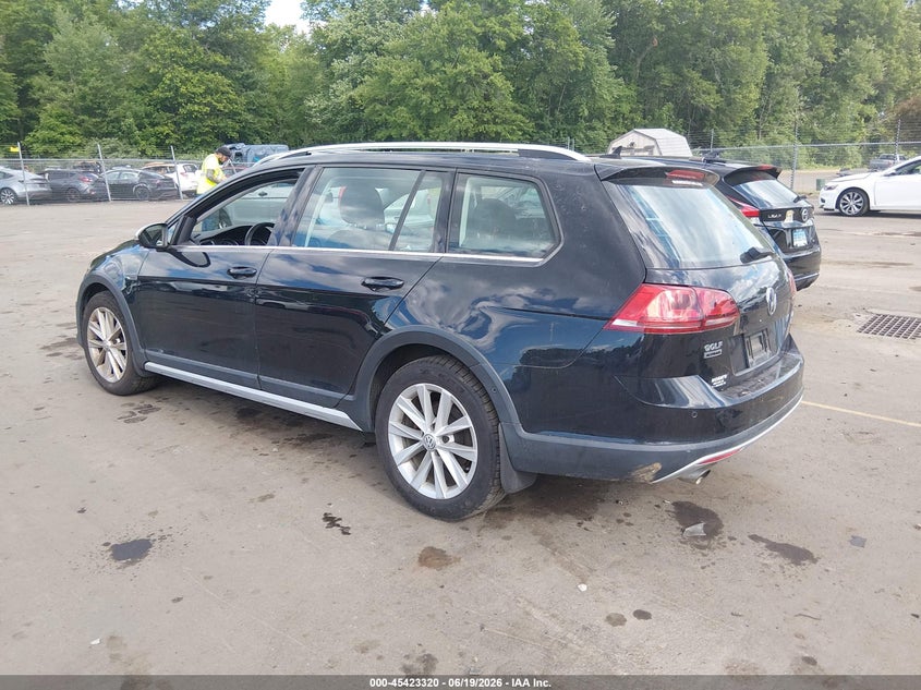 2017 VOLKSWAGEN GOLF ALLTRACK auction photo 3