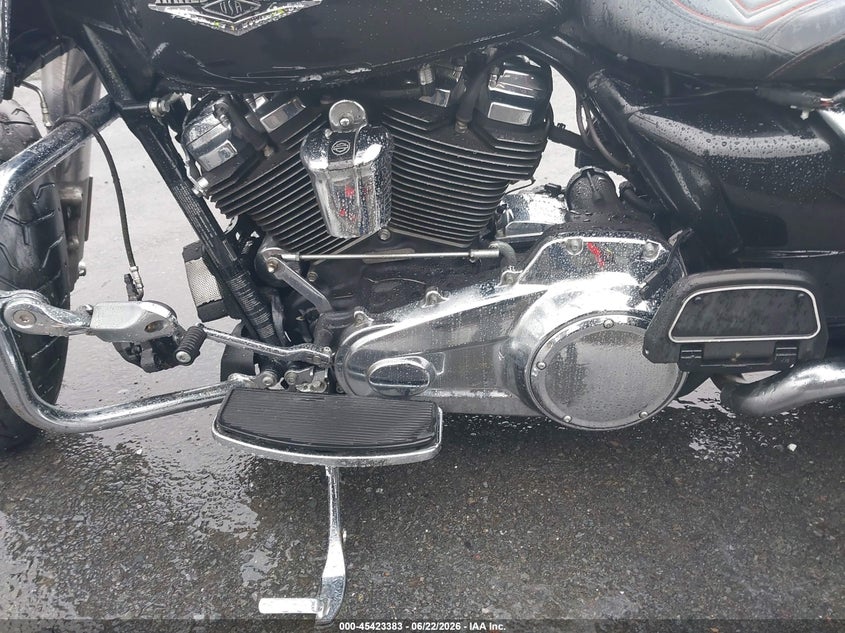 2017 Harley-Davidson Flhr Road King VIN: 1HD1FBC1XHB682709 Lot: 45423383