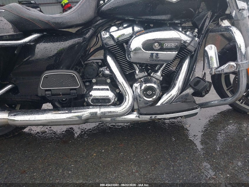2017 Harley-Davidson Flhr Road King VIN: 1HD1FBC1XHB682709 Lot: 45423383