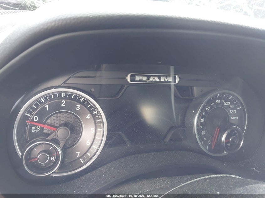 2021 RAM 1500 auction photo 7