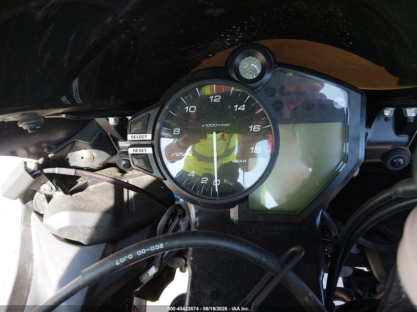 2020 Yamaha Yzfr6 VIN: JYARJ28E7LA007019 Lot: 45423574