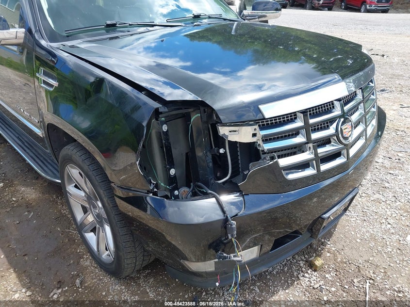 2014 Cadillac Escalade Esv Luxury VIN: 1GYS4HEFXER151904 Lot: 45423588