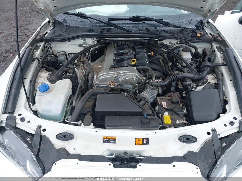 2021 Mazda Mx-5 Miata Club VIN: JM1NDAC78M0452213 Lot: 45423596