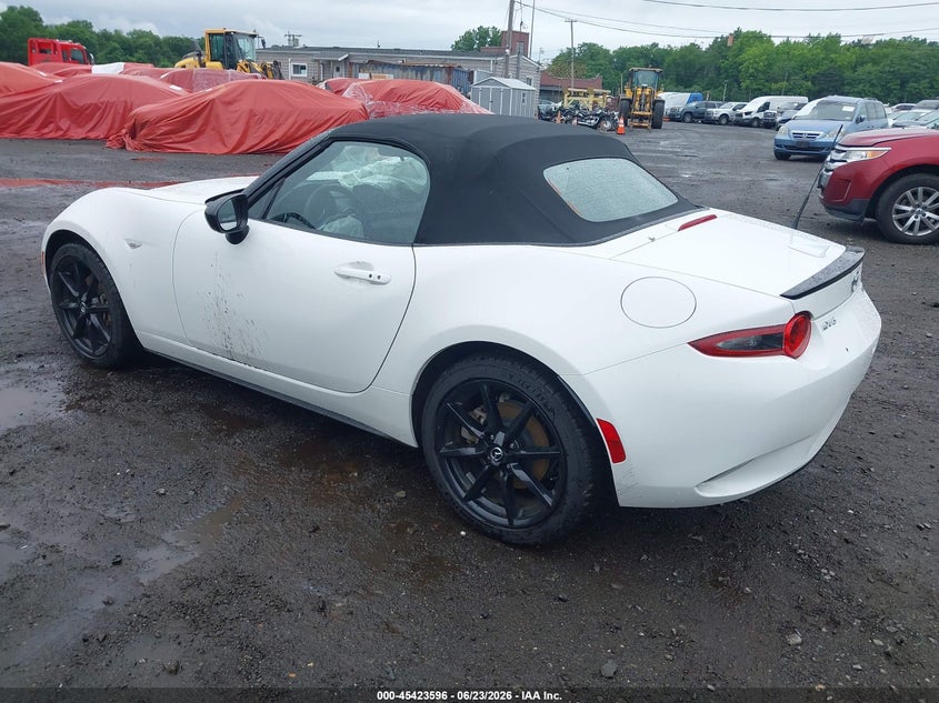 Vin: jm1ndac78m0452213, lot: 45921647, mazda mx-5 miata club 20213
