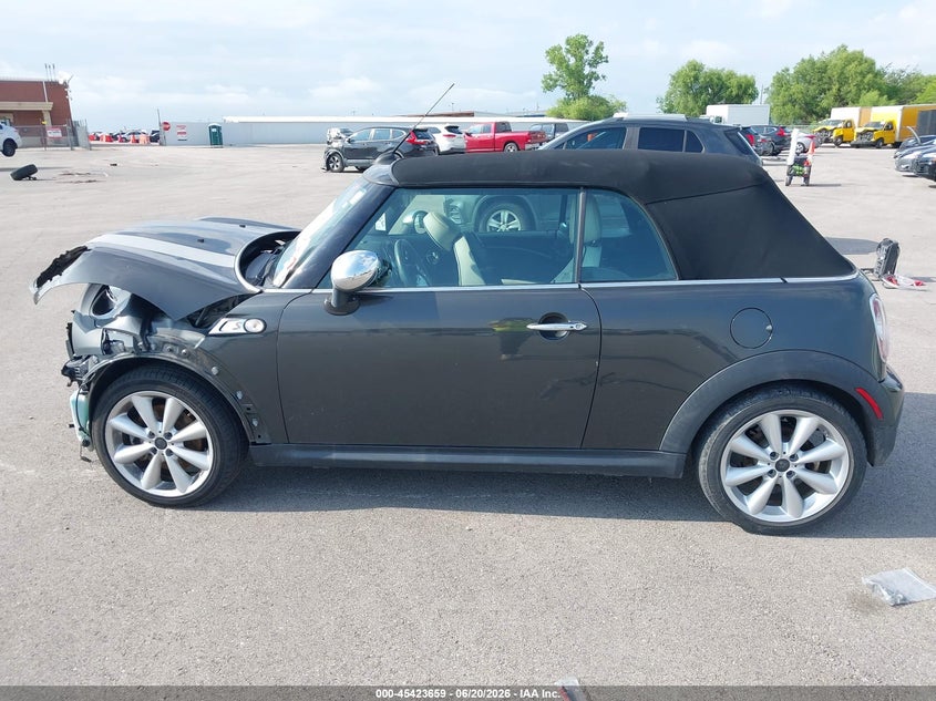 2015 Mini Convertible Cooper S VIN: WMWZP3C5XFT708546 Lot: 45423659
