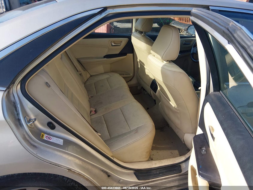 2015 TOYOTA CAMRY HYBRID auction photo 8