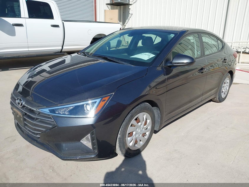 2020 HYUNDAI ELANTRA auction photo 2