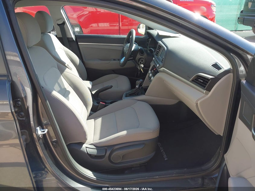 2020 HYUNDAI ELANTRA auction photo 5