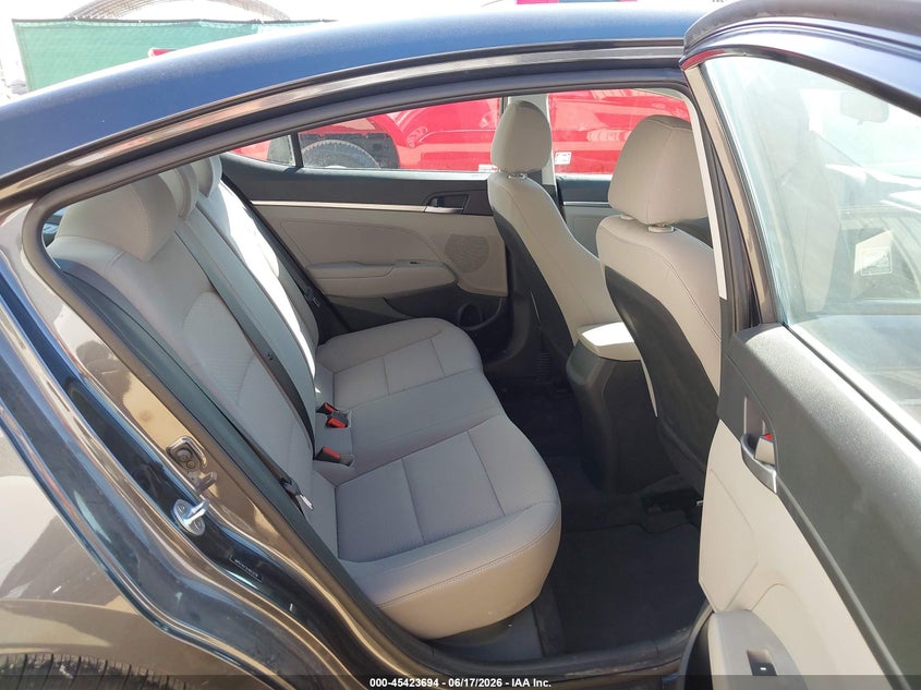 2020 HYUNDAI ELANTRA auction photo 8