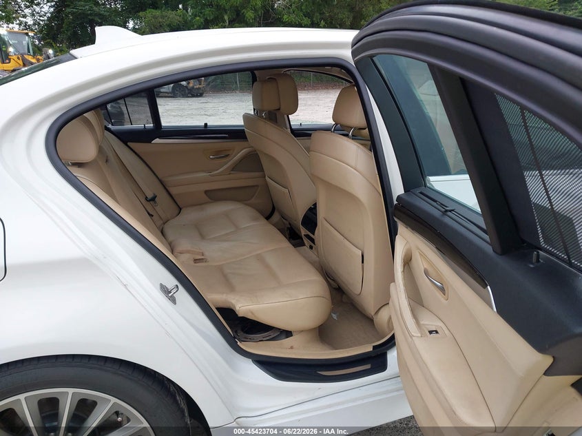 AtlanticExpress - BMW 5 Series