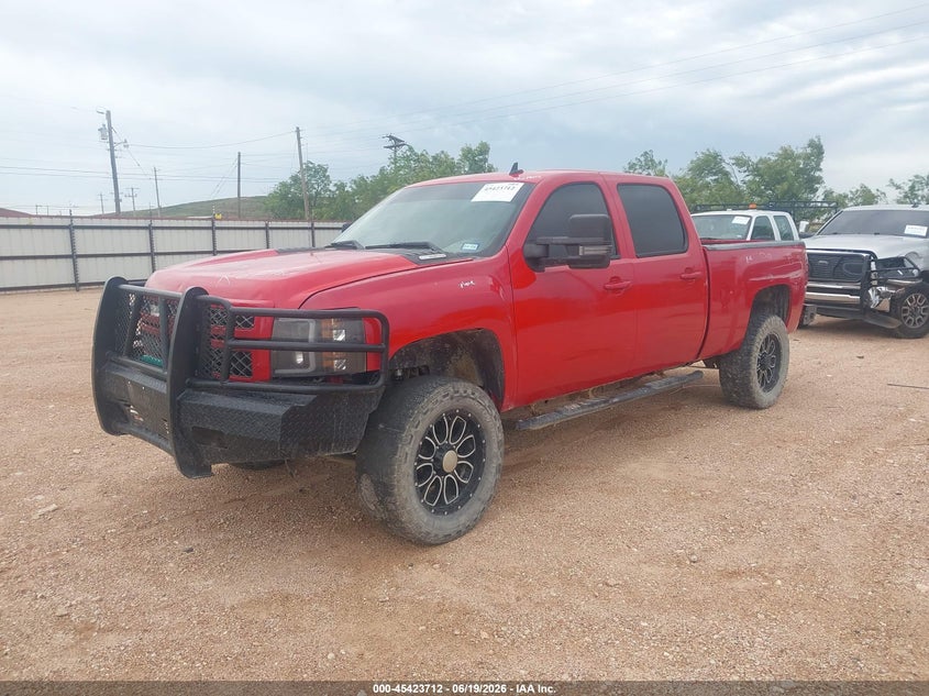2013 CHEVROLET SILVERADO 2500HD auction photo 2