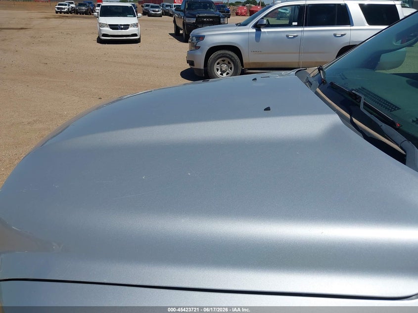 2016 RAM 1500 auction photo 6