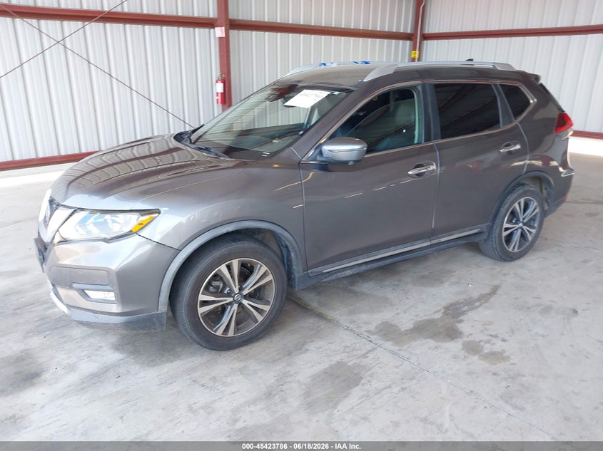 2018 NISSAN ROGUE auction photo 2