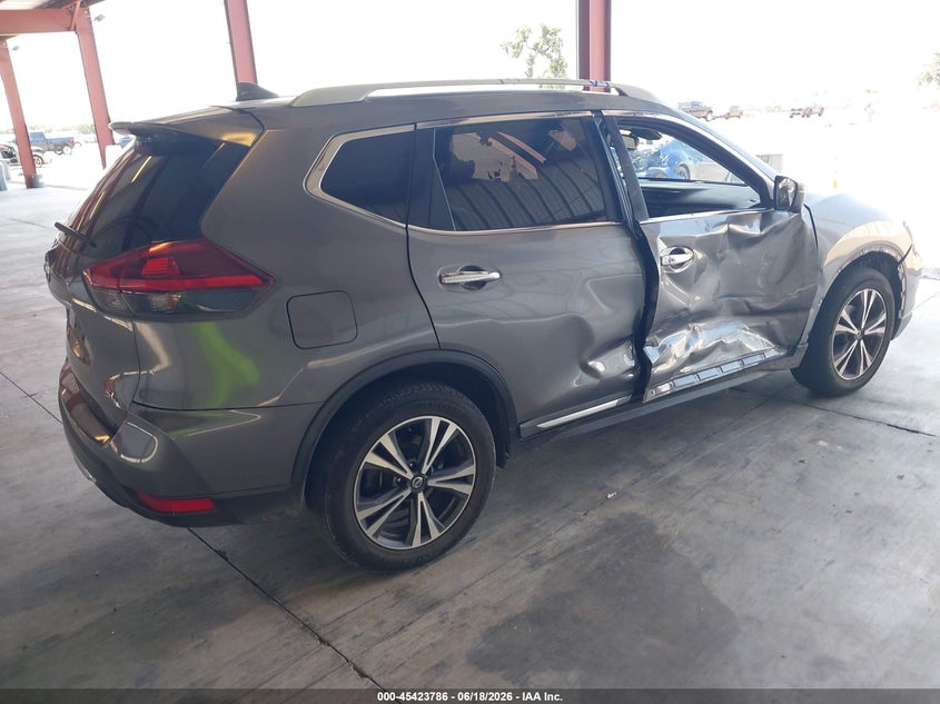 2018 NISSAN ROGUE auction photo 4