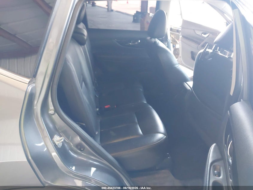2018 NISSAN ROGUE auction photo 8