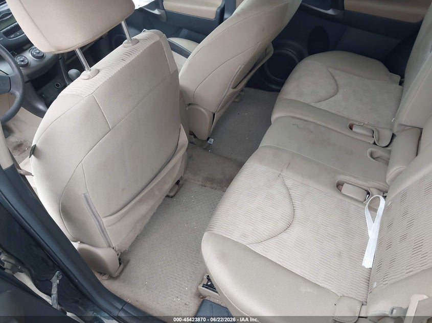 2011 TOYOTA RAV4 auction photo 8