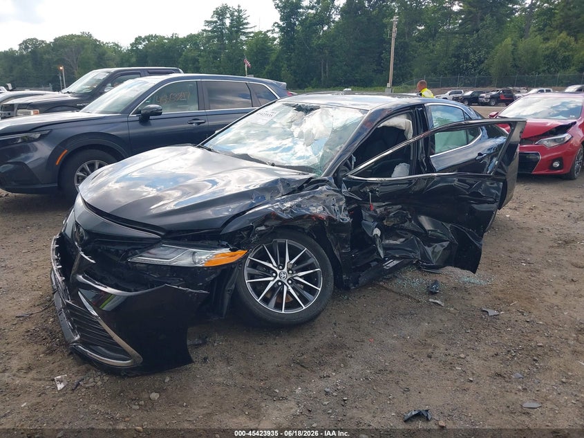 2022 TOYOTA CAMRY auction photo 6