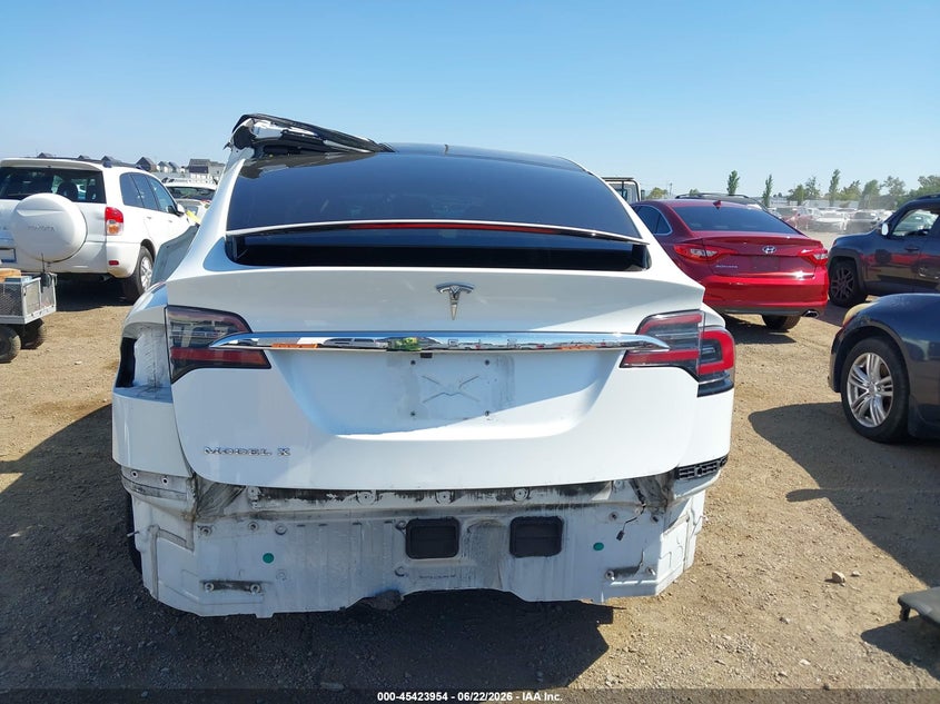 2016 Tesla Model X 60D/70D/75D/90D VIN: 5YJXCAE28GF004346 Lot: 45423954