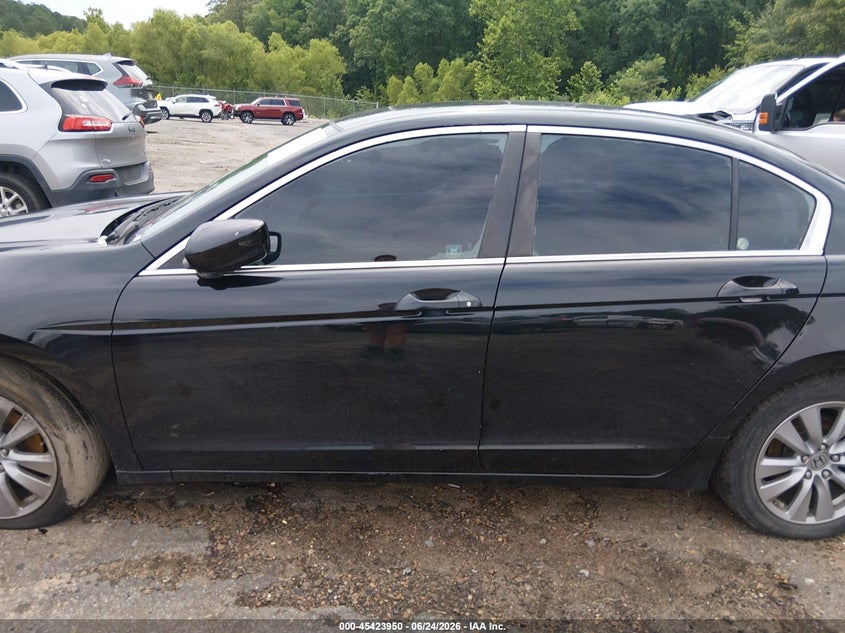 2012 HONDA ACCORD 2.4 EX-L VIN: 1HGCP2F88CA033975