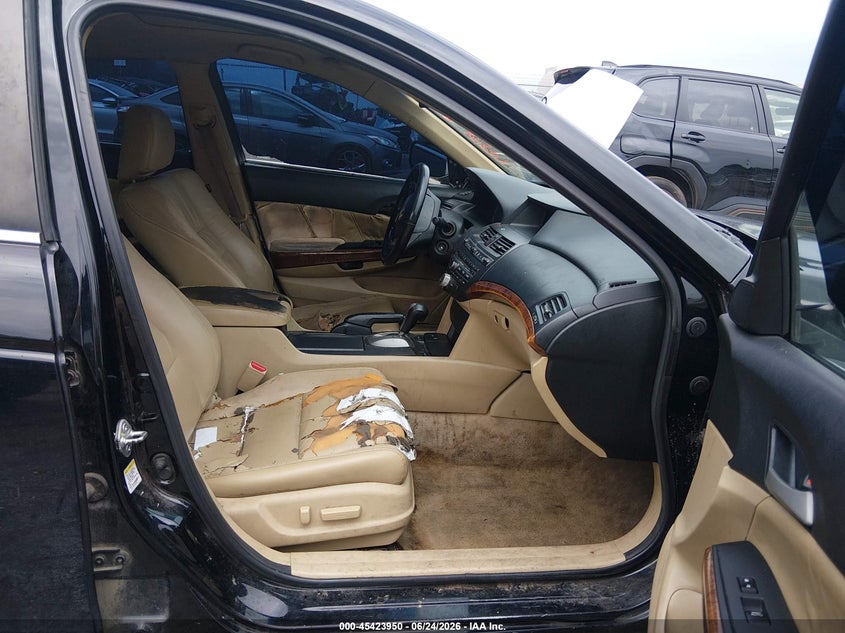 2012 HONDA ACCORD 2.4 EX-L VIN: 1HGCP2F88CA033975